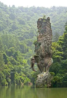 صخره فیل هندوستان