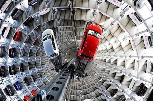 پارکینگ طبقاتی در آلمان با ارتفاع 60 متر