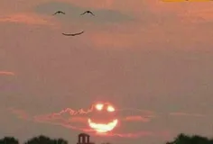 ️لحظه زیبای ثبت شده از لبخند آسمان