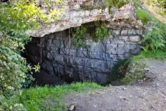 غار باستانی هوتو(بهشهر)