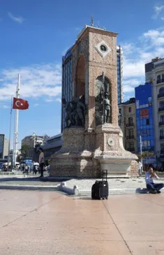 من هم اکنون در ترکیه استانبول جاتون خالی🥺♥