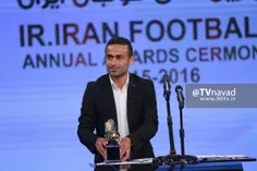 امید ابراهیمی به عنوان برترین هافبک لیگ پانزدهم انتخاب شد