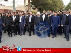 ریئس جمهور و حسین فریدون برادرش در مراسم تشییع پیکر خواهر