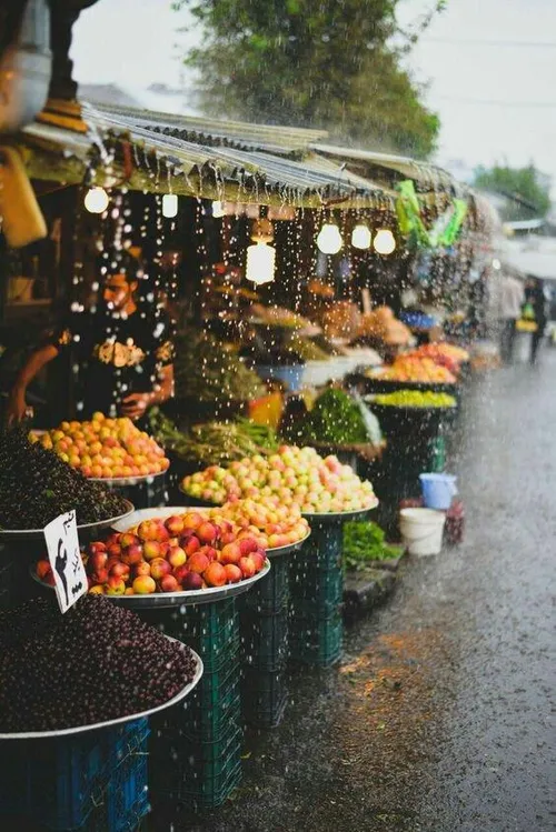 بهار + باران + بازار انزلی = بهشت