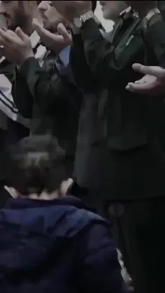 روزگار من و مویش به پریشانی رفت