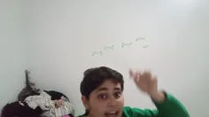 راستشو بگین اگه من نبودم کی قرار بود شمارو بخندونه (: 
