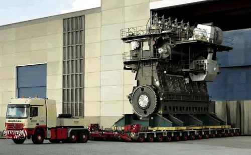 بزرگترین موتور دیزلی جهان که میتواند برق یک شهر کوچک را ت