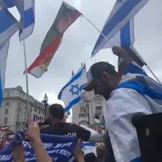 فحاشی جنسی می‌کنند، می‌رقصند، برهنه می‌شن، پرچم اسرائیل ر