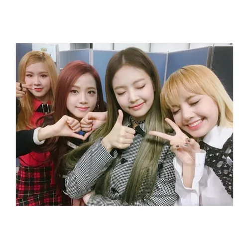 BLACKPINK JISOO JENNIE ROSÉ LISA 불장난 STAY