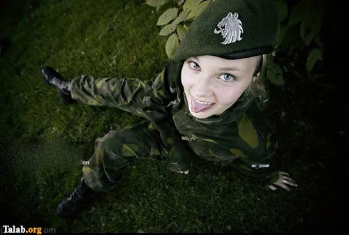 دختر ارتشی