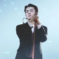 Be silence..🎻    #Sehun