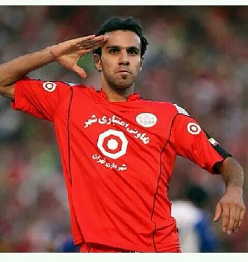 دوستان محسن خلیلی دوباره قصد بازگشت به فوتبال رو داره.