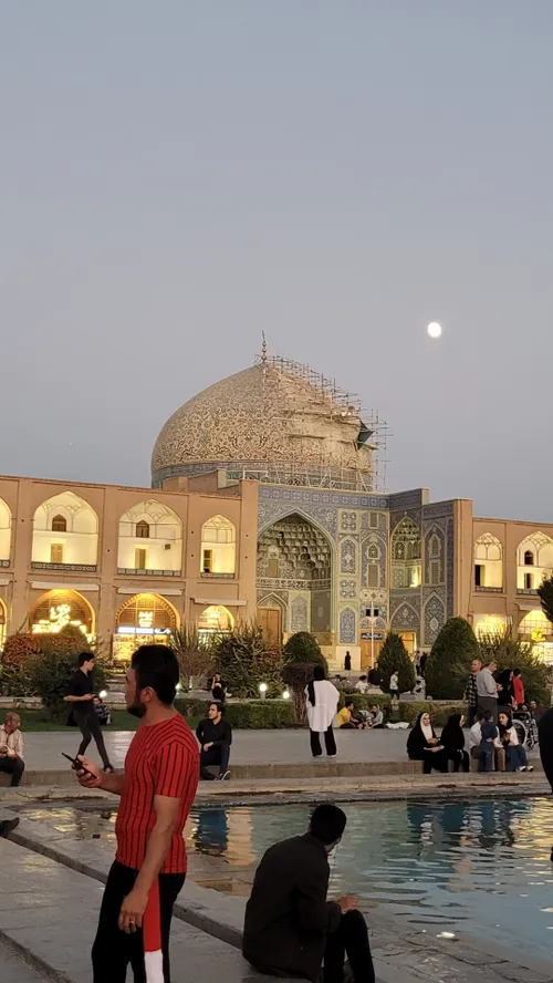 گنبد مسجد شیخ لطف الله میدان امام (نقش جهان)