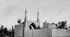 نمایی از اثر تاریخی #منارجنبان در #اصفهان سال ۱۲۹۸