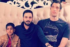 مرتضی مهرزاد بازیکن بلند قامت تیم ملی والیبال نشسته ایران