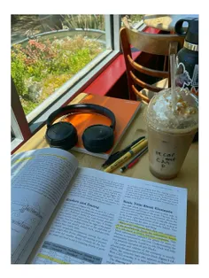 [🎧🌿📚]