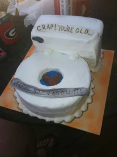 اینم کیک تولد.