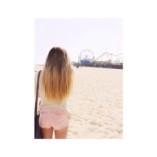 swag fashion alone sad city beach blonde sport