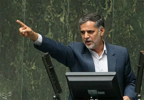 نقوی حسینی:ترمیم کابینه تناسبی با مطالبات مردم ندارد/ ۸هز