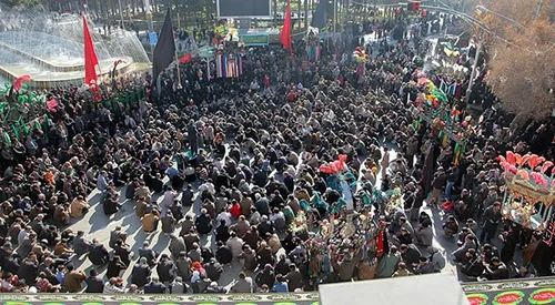 عزاداری اربعین حسینی در نجف آباد‎ - نجف آباد - میدان امام