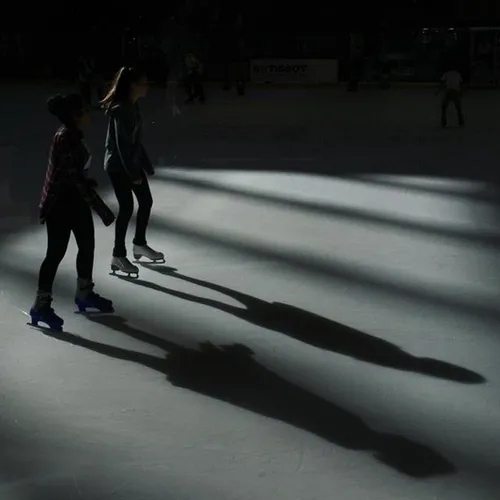 Ice skaters in Dubai, UAE. Photo by @edouphoto dubai uae