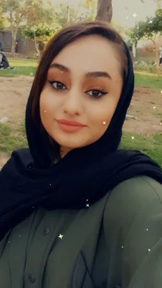 یاسمن الوندی همراه بازیگر 