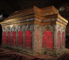 امروز عاشورا میباشد . در روز شهادت امام حسین علیه السلام 
