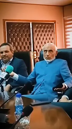 چه خون دلها خوردند گمنامان ما از این مسئول خائن......