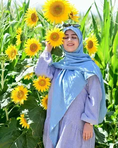 زهره خانم قدش از قد گل آفتاب گردان کمتر است