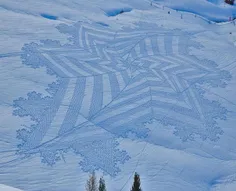 خلق آثار هنری روی برف
