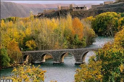 رخ نمایی زیبایی پاییزی در چهارمحال و بختیاری/ طبیعت زرد د