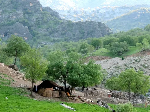 نمای زیبایی از تنگه سراک واقع در شهرستان بدره استان ایلام