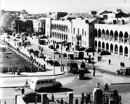 میدان توپخانه طهران قدیم.