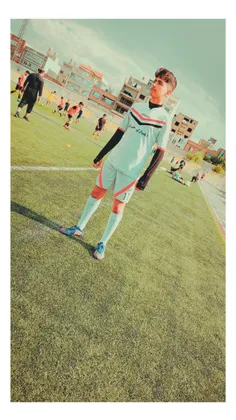 حسام عزیزی