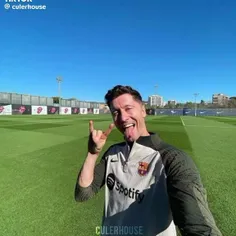 هم اکنون آهو اهو 🤣🤣