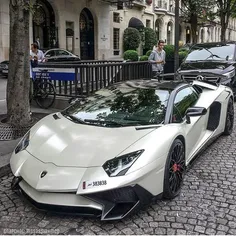 Lamborghini-Aventador_SV