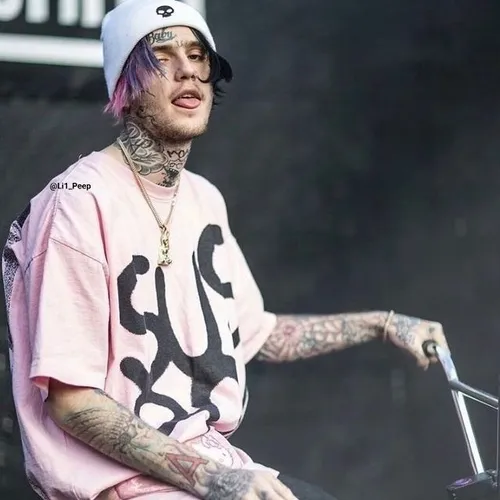  lilpeep.2017.4.20 71176344 - عکس ویسگون