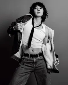 عکس تبلیغاتی منتشر شده از جونگکوک توسط Vogue Hongkong برا