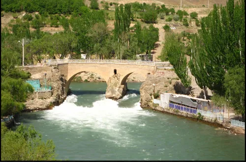 پل تاریخی زمان خان