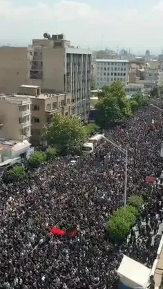 گوشه‌ای از سیل جمعیت مردم در تهران