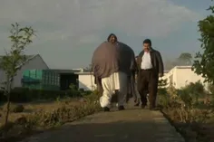 «خان بابا پاکستانی» مرد 24 ساله‌ای است که وزن وی هم اکنون