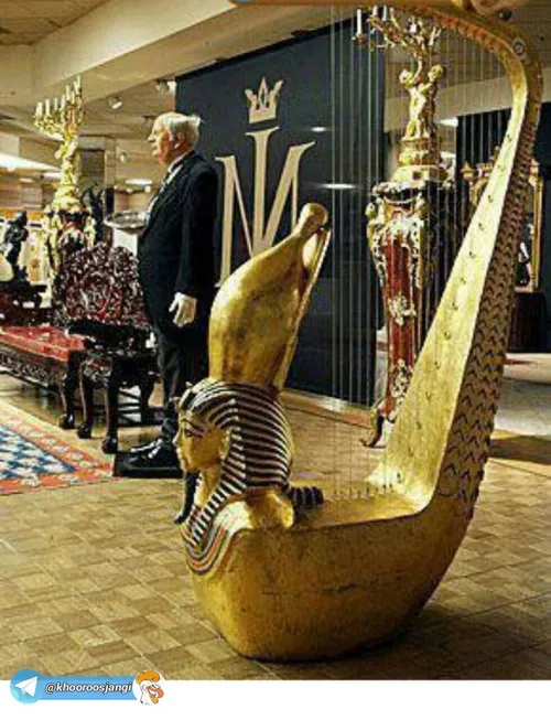 این چنگ خیره کننده مصر یکی از بسیاری از آلات موسیقی بود ک