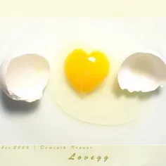 اسمش عشق است