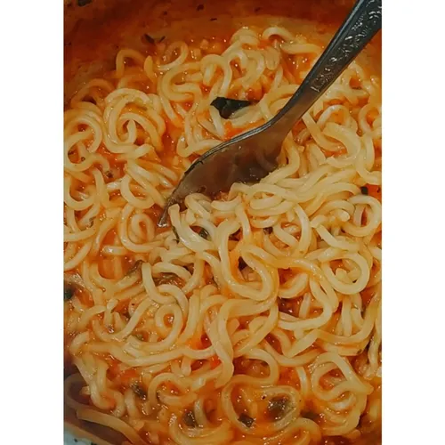 تو که باشی همه آفاق بهشتی ابدے ست🍜😎