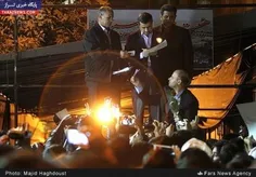 تولد احمدی نژاد در خیابان
