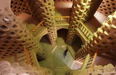 برج کبوترخانه میبد یزد بیش از ۴ هزار لانه کبوتر را در خود