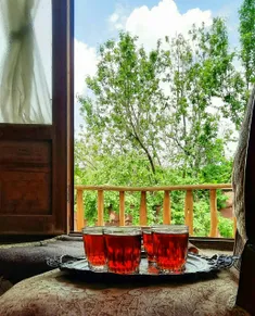 زندگی بعد از هر فنجان چای شکوفه میدهد...😀