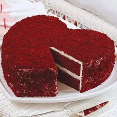 کیک ردولوت با رنگ خوراکی یا آب لبو