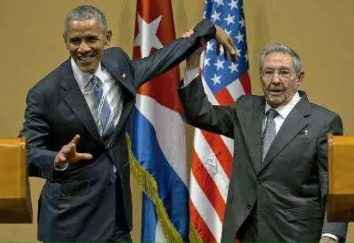 وقتی کاسترو اجازه نداد اوباما دستش را دور گردنش بیندازد..