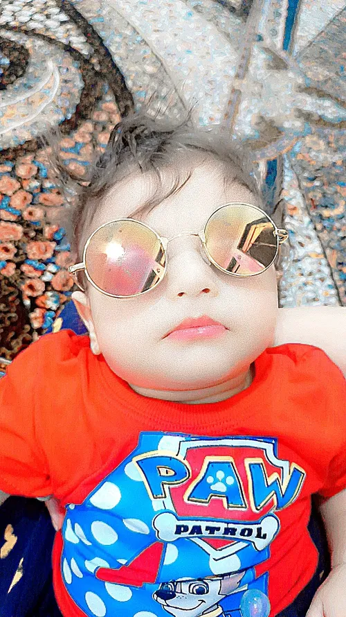 خوشکل وخوشمزه ی مامانیش😍❤️💋